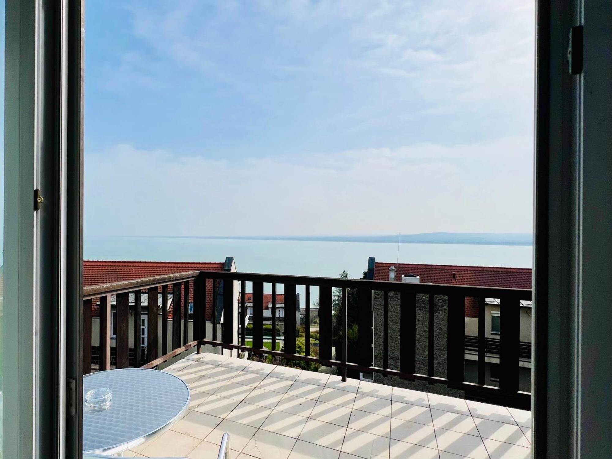 Echo Residence All Suite Hotel Tihany Exterior foto