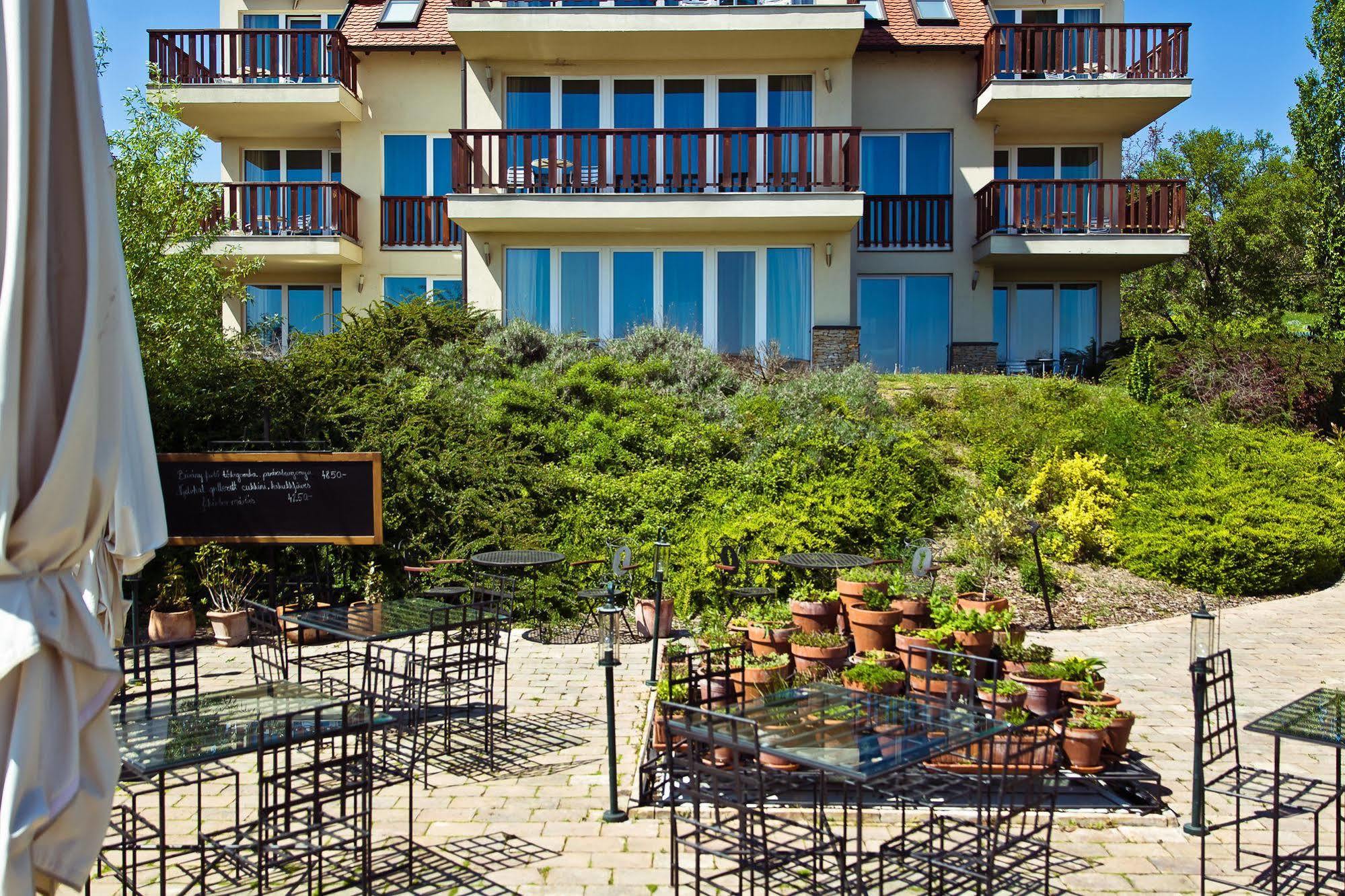 Echo Residence All Suite Hotel Tihany Exterior foto